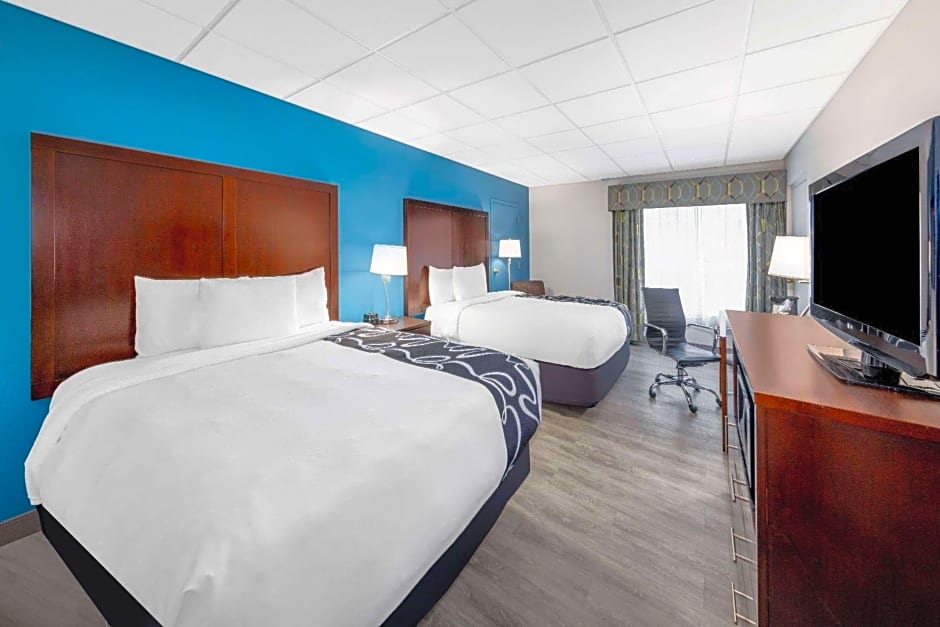 La Quinta Inn & Suites by Wyndham Lynnwood