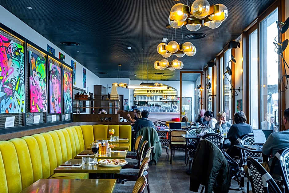 The People - Paris Nation