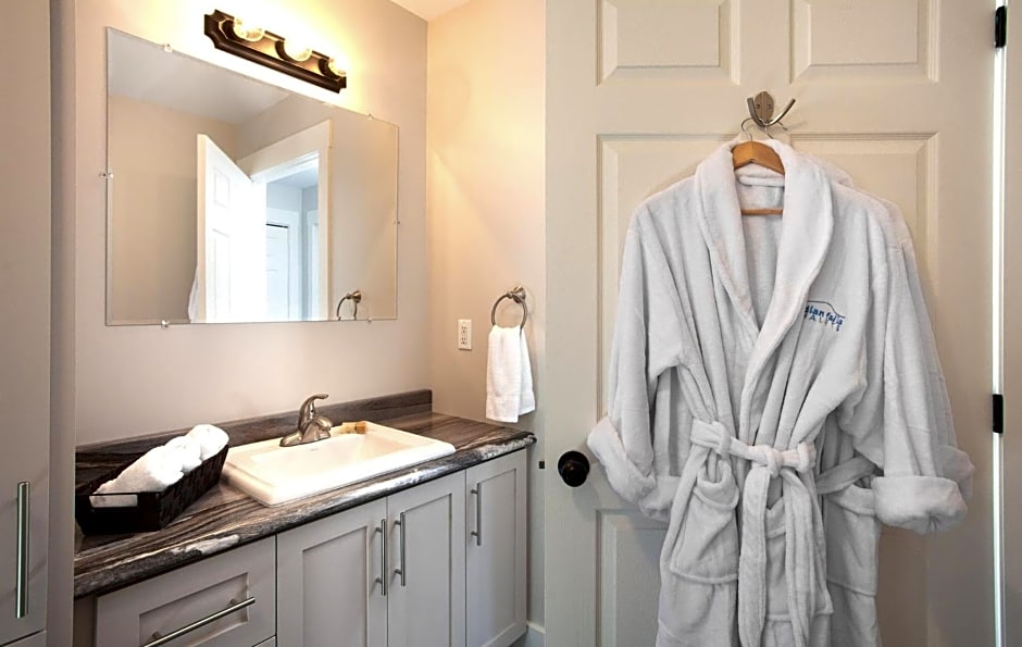 Indian Falls Chalets