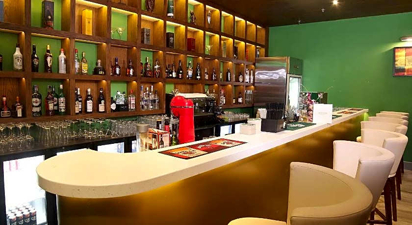 Park Regis Lotus Hotel