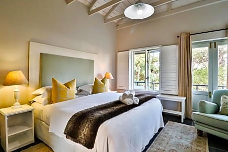 King Room with Balcony