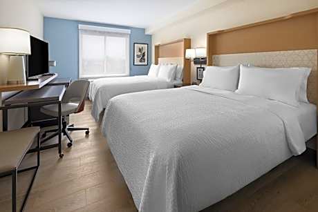 Queen Room with Two Queen Beds - Hearing Accessible/Non-Smoking