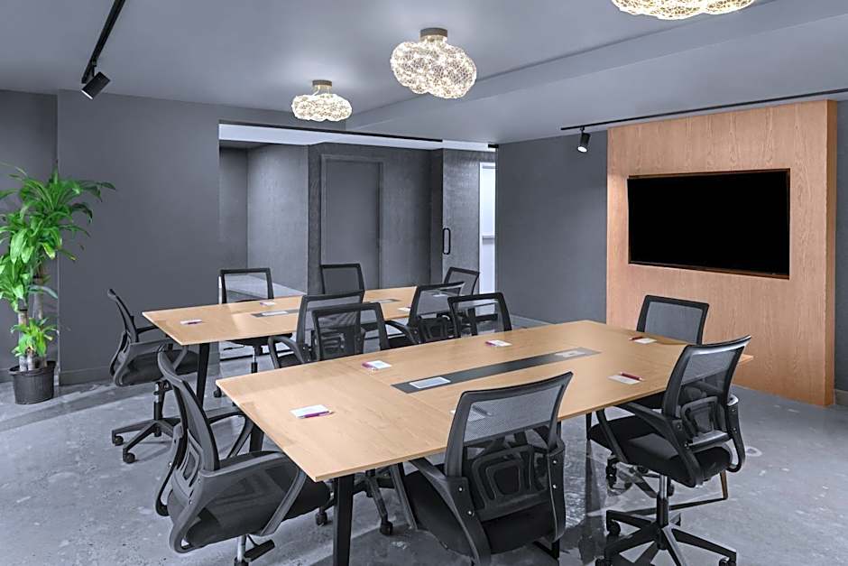 Aloft by Marriott New York Chelsea