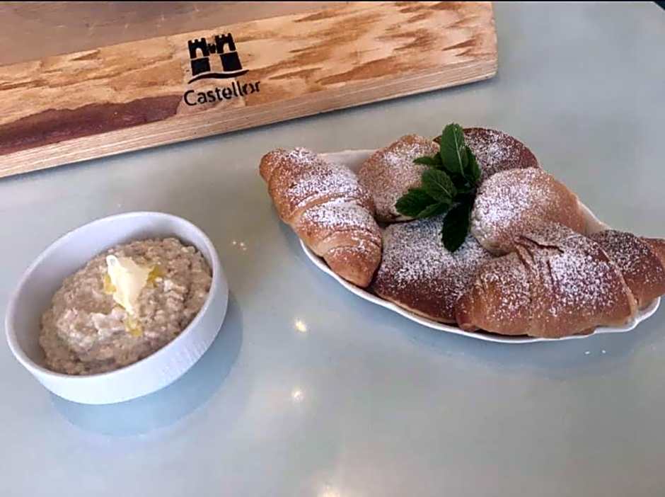 Castellor Bed & Breakfast