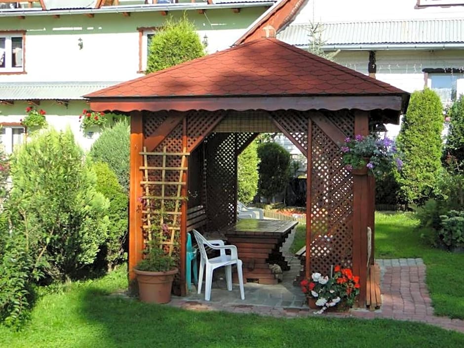 Dom Wypoczynkowy Trzy Sroczki