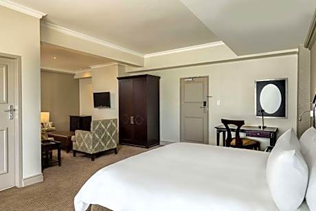 Executive King Room with Sea View