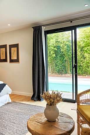 Suite with Garden View