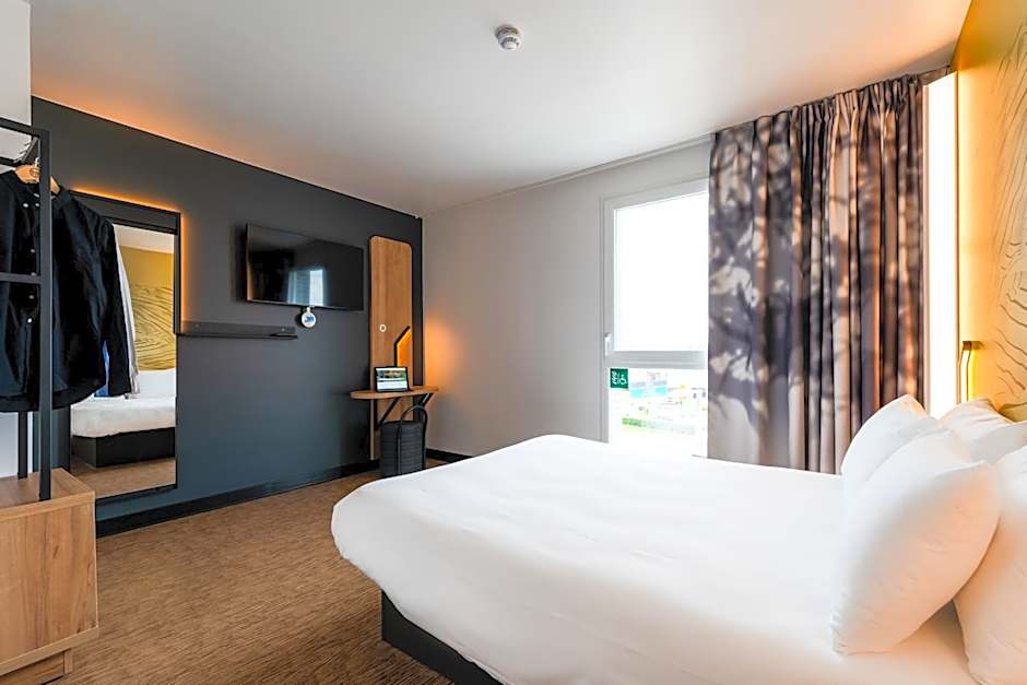 B&B HOTEL Le Port Marly Saint Germain en Laye