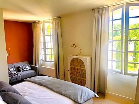 King Room with Garden View