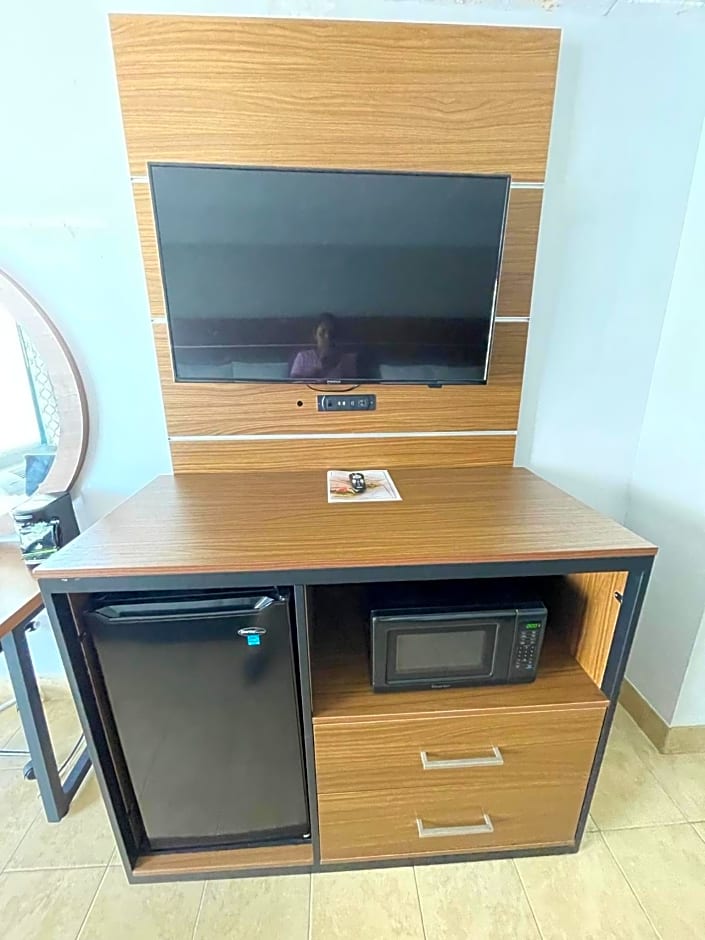 Oceans 2700