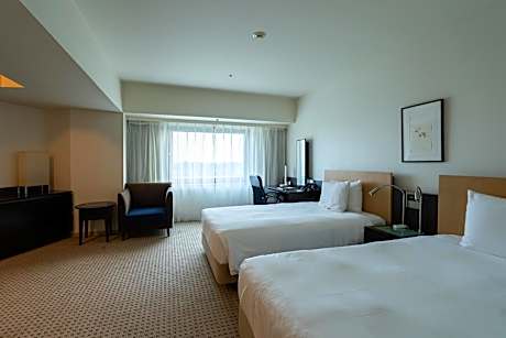 2 Single Beds Premium