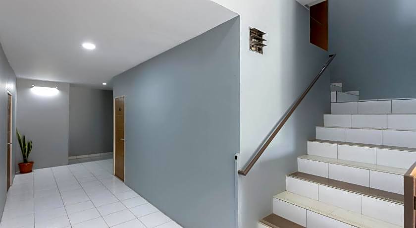 Super OYO Collection O 3130 D'Valley View