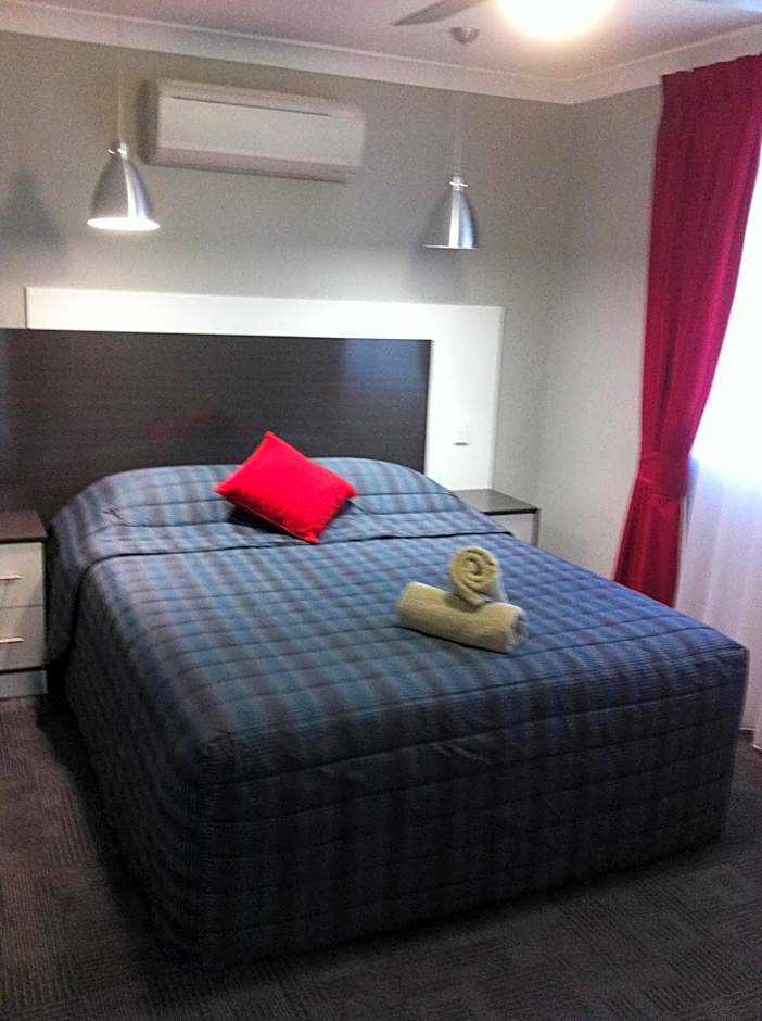 Cattlemans Country Motor Inn & Serviced Apartments