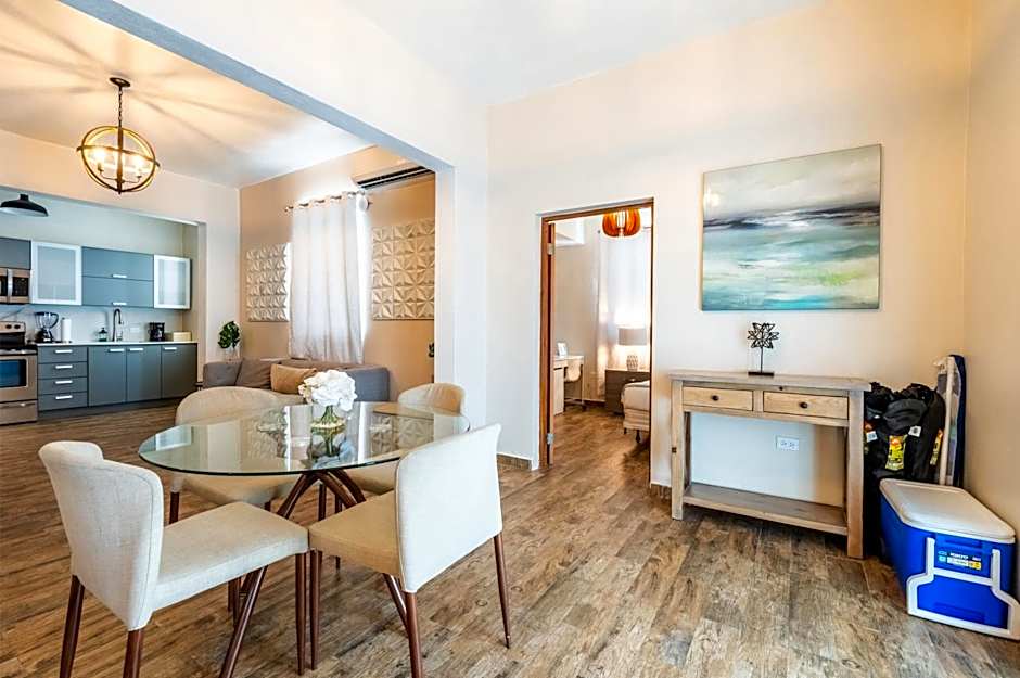 La Mona Loiza Apartment Complex by Stay with Bear