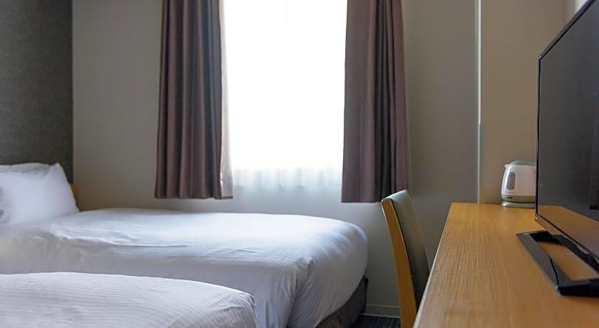 SureStay Plus Hotel by Best Western Shin-Osaka