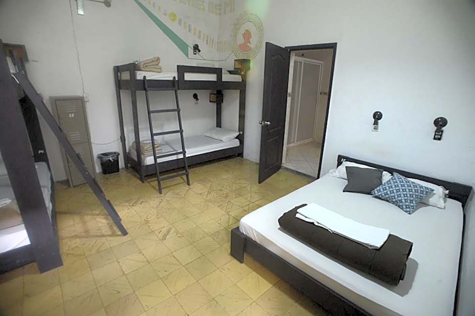 El Petate Hostel