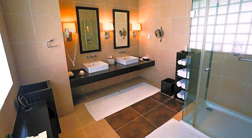 Adaaran Prestige Water Villas – 24hrs Dine around Premium All inclusive 