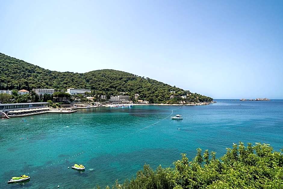 Boutique & Beach Hotel Villa Wolff