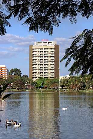 Lagoa Serena Flat Hotel
