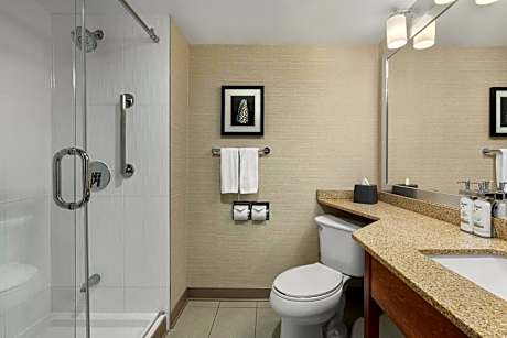 Premium Corner King Room