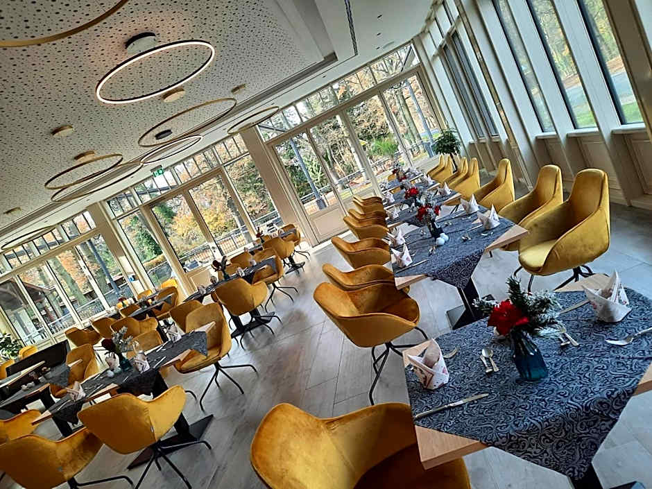 Hotel & Restaurant Waldschlosschen