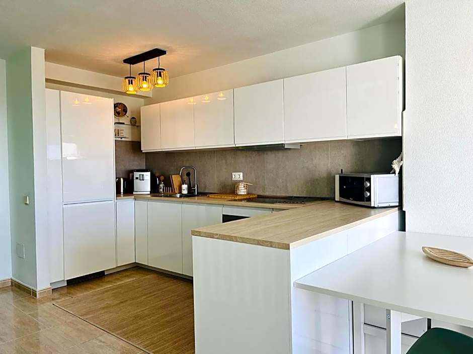 Fantastic sea and golf course view house with 3 bedrooms