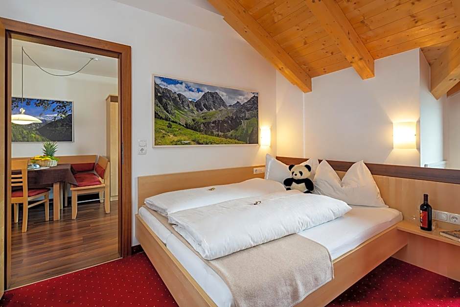 Apart-Hotel Aurora Fiss