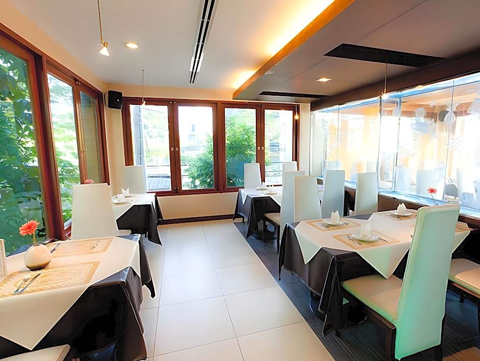 The Residence Airport & Spa Hotel