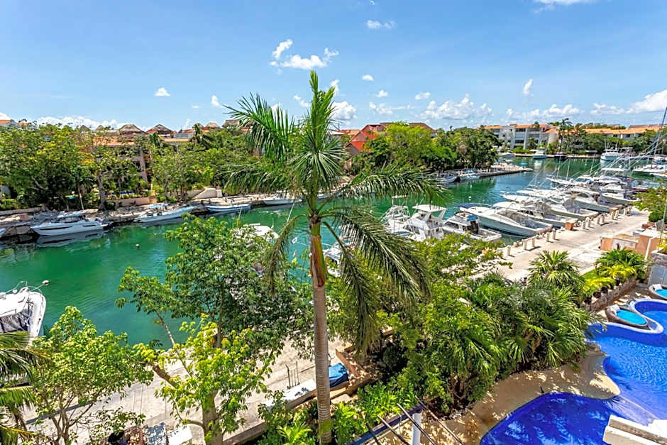 Aventuras Club Marina