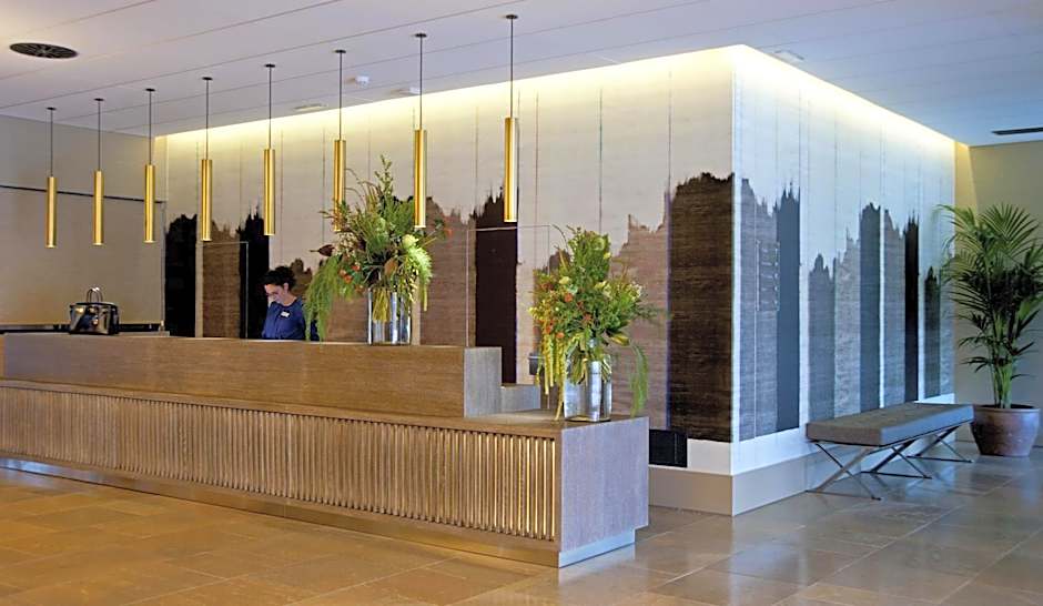 Aravaca Village Hotel