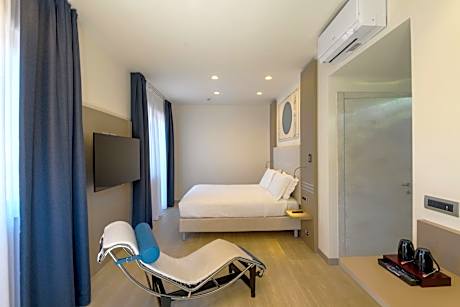 Junior Suite with Balcony