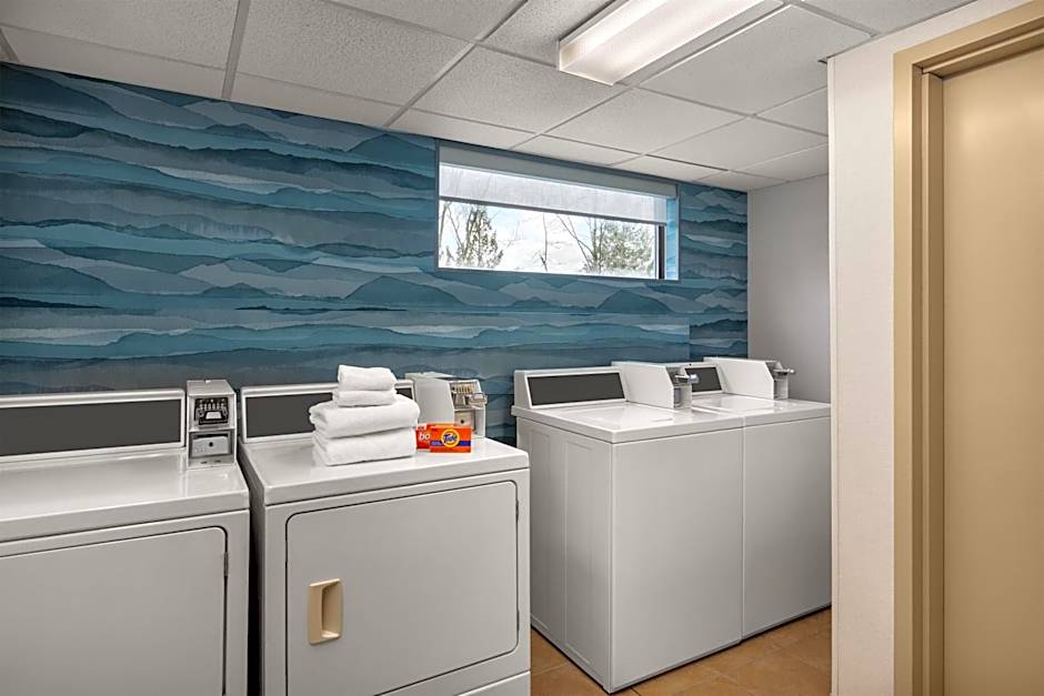 Hampton Inn & Suites by Hilton Langley-Surrey