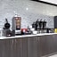 La Quinta Inn & Suites by Wyndham Peru Starved Rock St Park 
