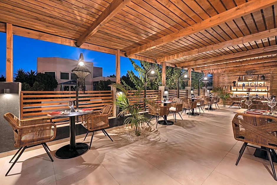 Cabana Blu Hotel & Suites