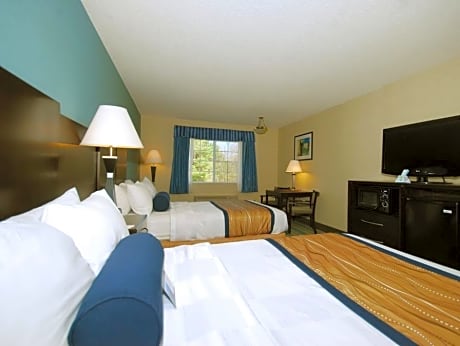 Double Room with Two Double Beds - Non-Smoking