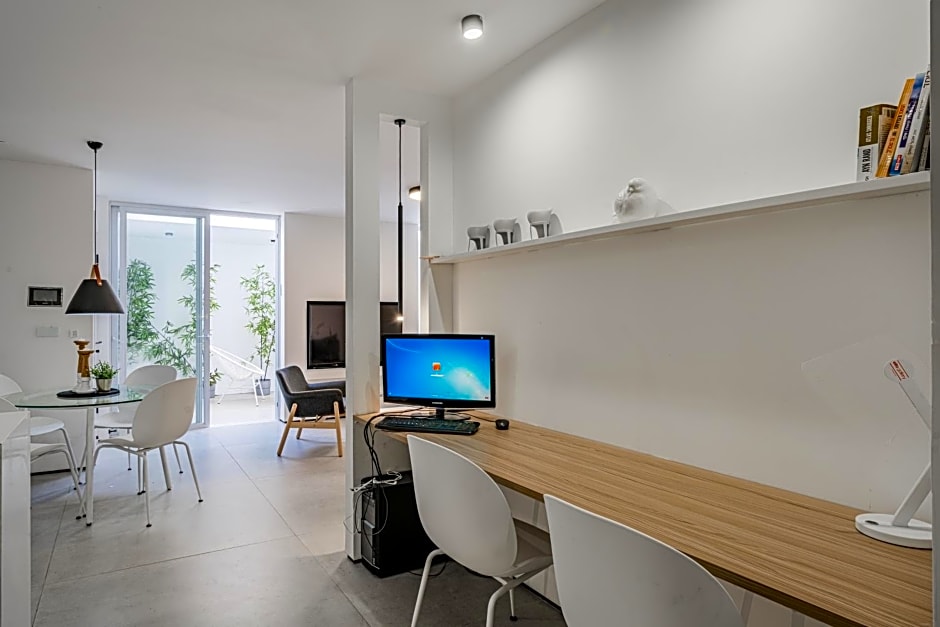 Danielle boutique suite