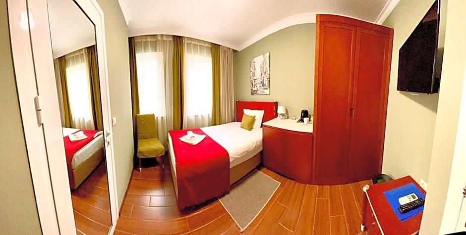 Art Green Boutique Hotel