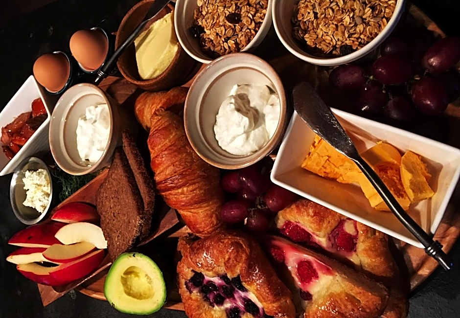 A Suite Retreat - Beyond Bed & Breakfast