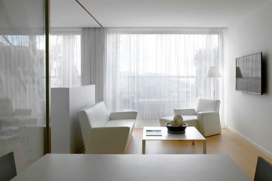 Renaissance by Marriott Barcelona Fira Hotel