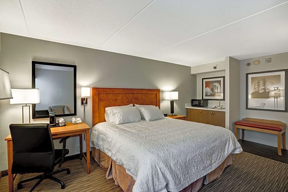 Hampton Inn Norfolk-Naval Base