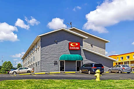 Econo Lodge Akron Copley Northwest