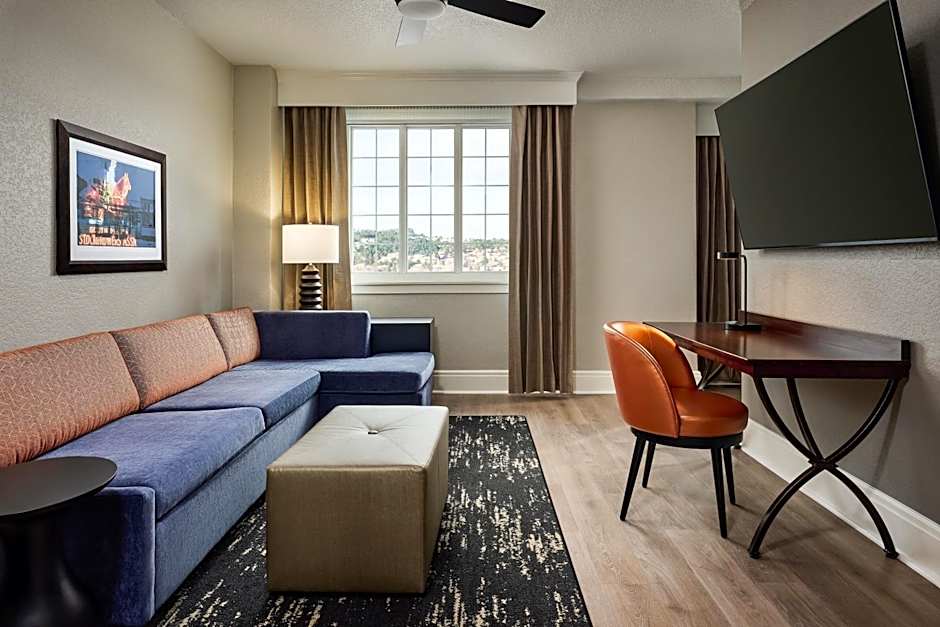 Hotel Alex Johnson Rapid City, Curio Collection by Hilton