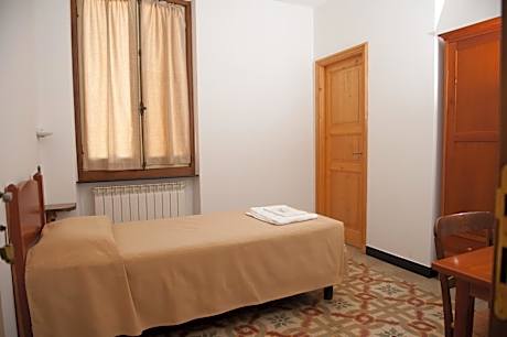 Single Room with Private Bathroom