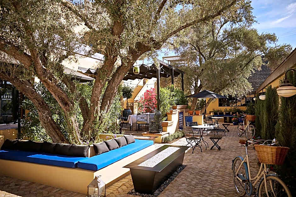 Bespoke Inn Scottsdale