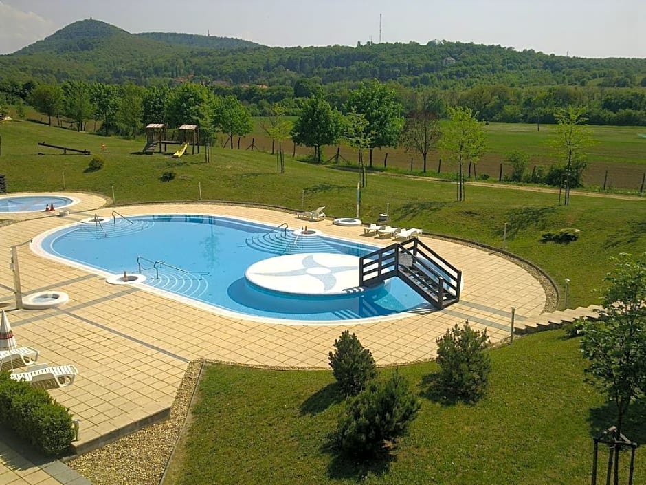 Petneházy Aparthotel