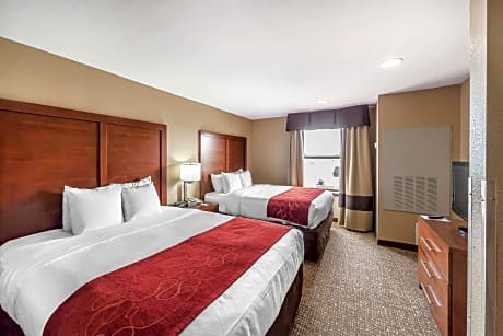 2 Queen Beds, Suite, Nonsmoking, Accessible