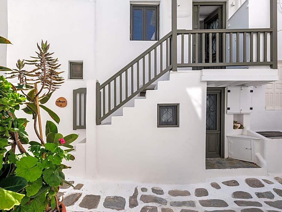Alana Mykonos