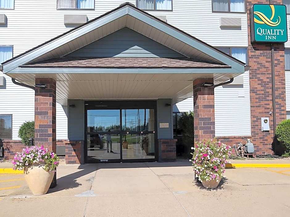 Quality Inn & Suites Bloomington
