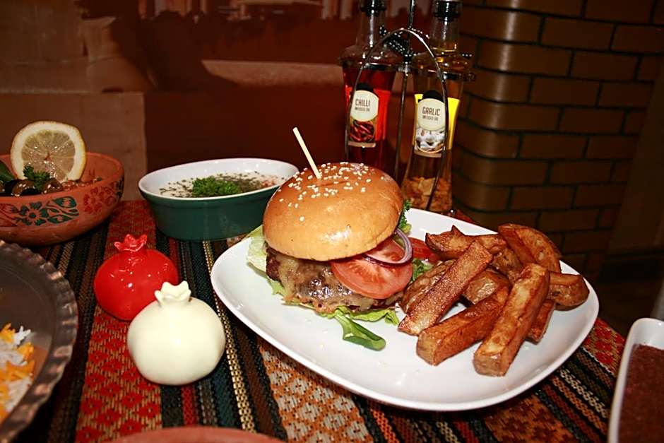 White Rose Hotel and Restaurant