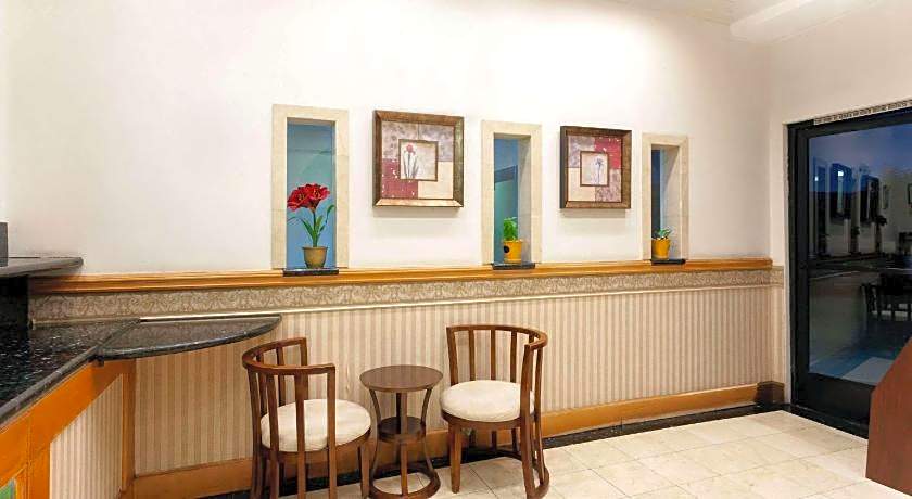 Days Inn by Wyndham Alhambra CA